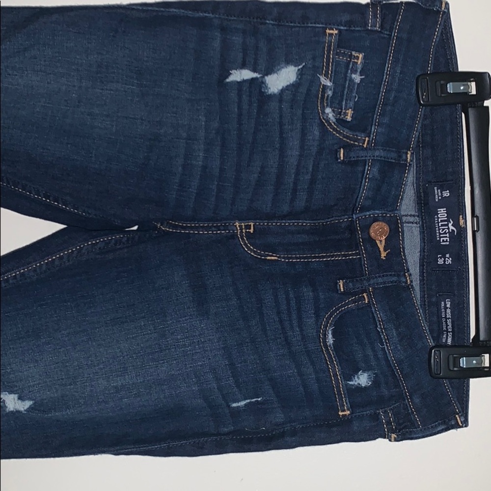 Never worn Hollister jeans